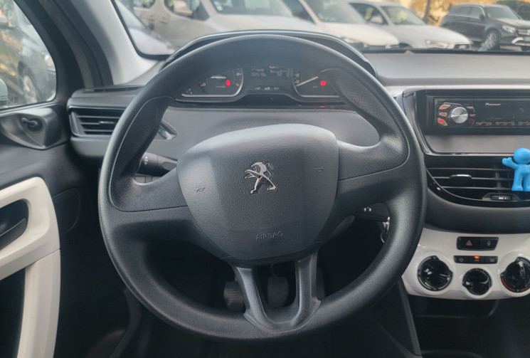 Peugeot 208 Phase 2 5 Portes 1.0 VTi 12V 68 cv LIKE