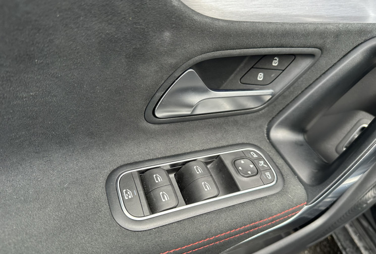 Mercedes CLA 180 1.3 136 AMG LINE 7G-DCT