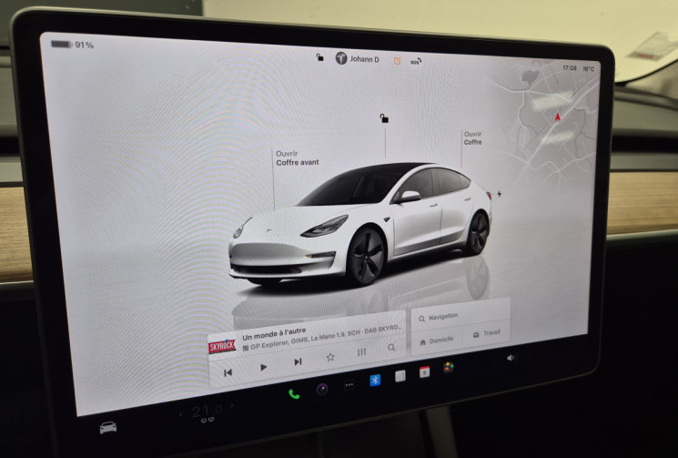 Tesla Model 3 Standard RWD Plus MY22