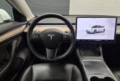 Tesla Model 3 Standard RWD Plus MY22