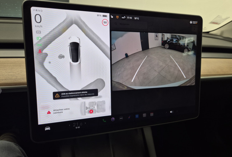 Tesla Model 3 Standard RWD Plus MY22