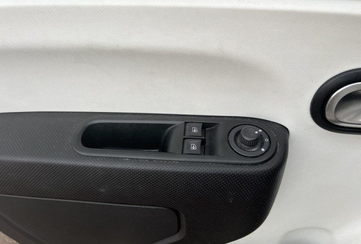 Renault Twingo Phase 2 1.0 SCe S&S 65 CH ZEN