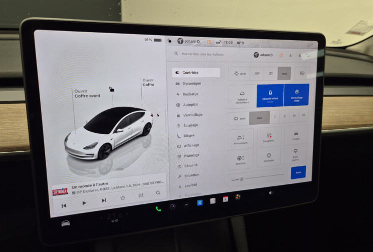 Tesla Model 3 Standard RWD Plus MY22