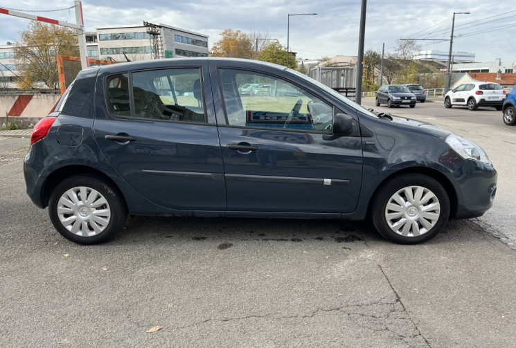 Renault Clio 1.2  75ch