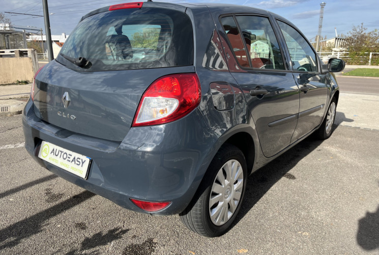 Renault Clio 1.2  75ch