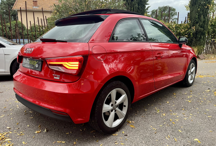 Audi A1 1.0 TSFI 95ch ULTRA Metropolitan / Toit Ouvrant / Révision et Ct à jour / Suivi d'entretien 