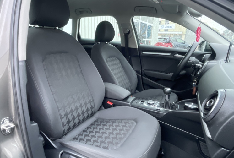 Audi A3 Sportback 1.6 TDI 110ch FAP Business line