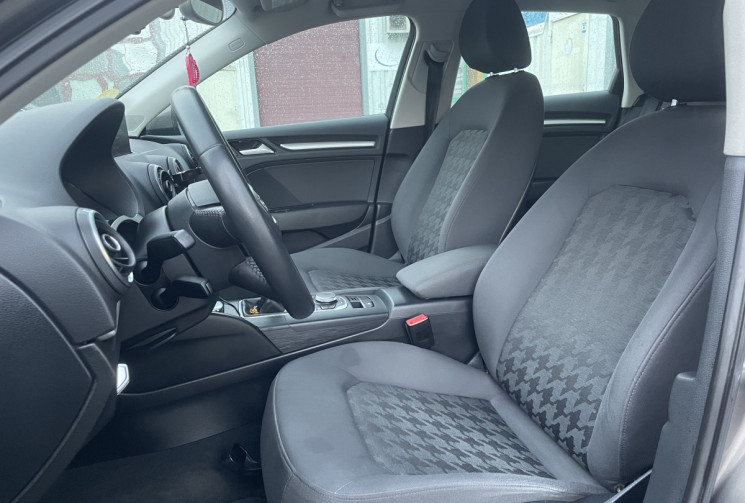 Audi A3 Sportback 1.6 TDI 110ch FAP Business line *ENTRETIEN COMPLET*PNEUS NEUFS*DashCam*