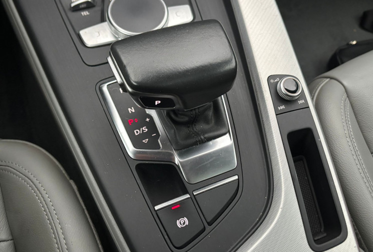 Audi A4 ALLROAD 3.0 TDI V6 272 ch Design Luxe 