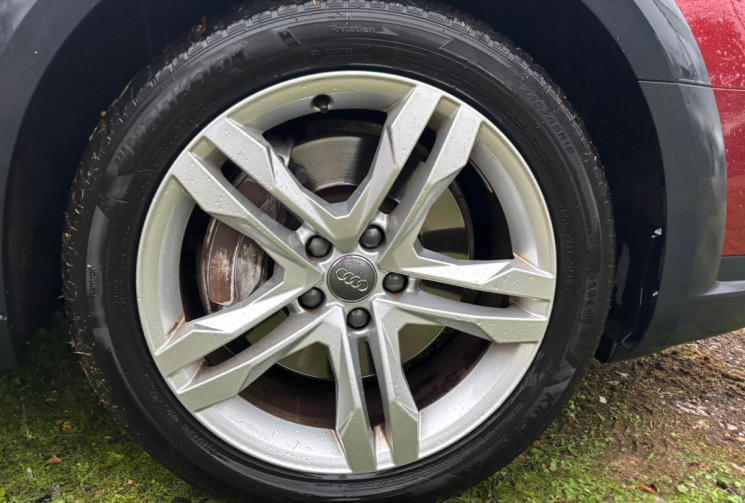 Audi A4 ALLROAD 3.0 TDI V6 272 ch Design Luxe 