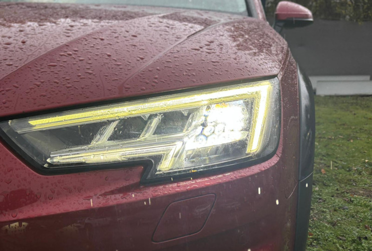 Audi A4 ALLROAD 3.0 TDI V6 272 ch Design Luxe 