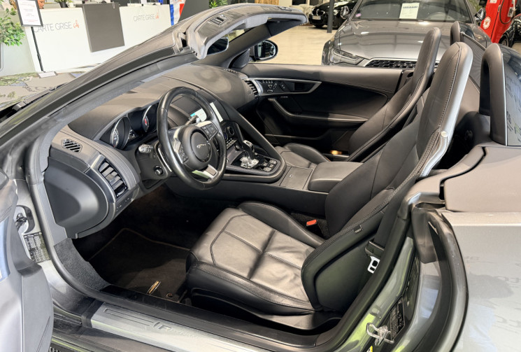 Jaguar F-TYPE CABRIOLET 3.0 V6 380 ch R-dynamic AWD