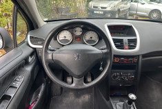 Peugeot 207 1.4 TU 75ch CLIM / Bluetooth / Distribution neuve / Vidangé / Ct Ok / 2 Clés