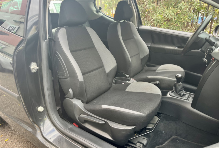 Peugeot 207 1.4 TU 75ch CLIM / Bluetooth / Distribution neuve / Vidangé / Ct Ok / 2 Clés