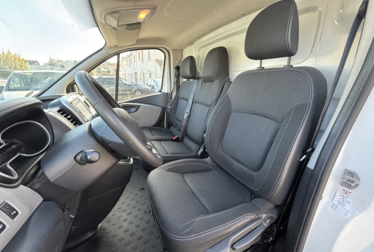 Renault Trafic L1H1 / 1.6 dCi 125 ch / GRAND CONFORT / PAS DE TVA RECUPERABLE