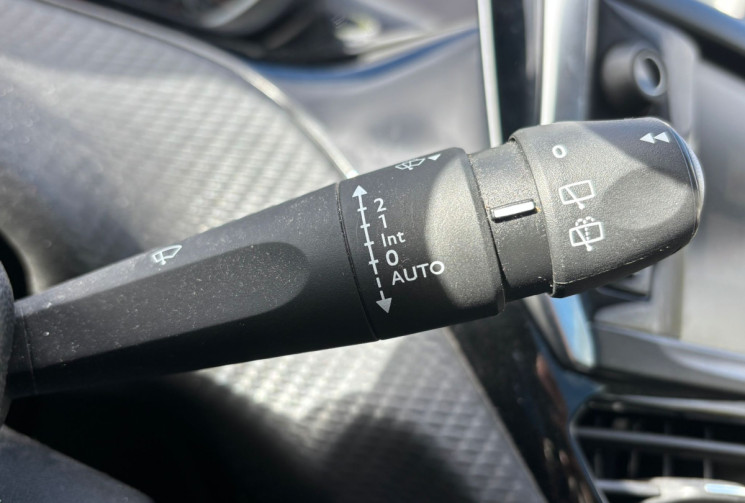 Peugeot 208 1.2 PureTech 110ch E6.c GT Line S&S EAT6 5p