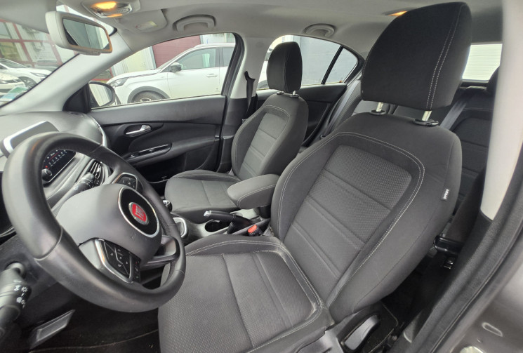 FIAT TIPO 1.4 95ch Easy 5p * distribution neuve * 