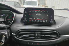 FIAT TIPO 1.4 95ch Easy 5p * distribution neuve * 