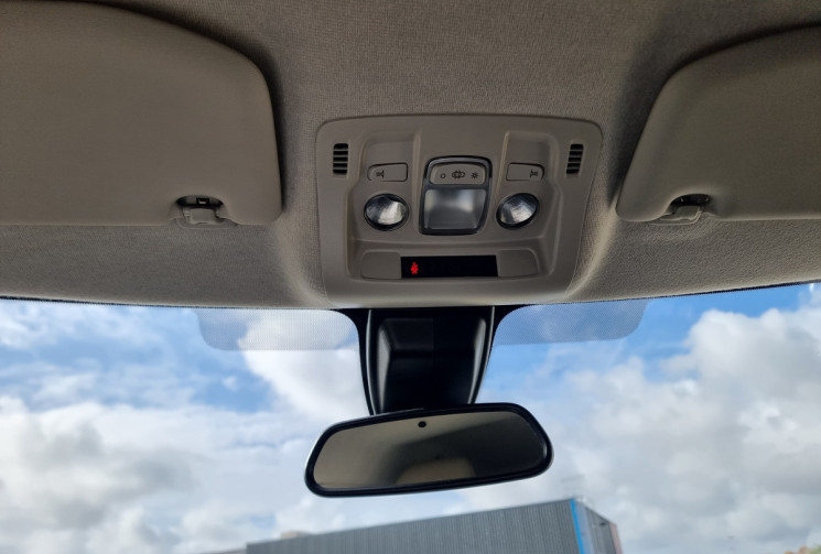 Citroën C3 SHINE PACK 110 EAT6 - 1ERE MAIN - ENTRETIEN CITROEN 