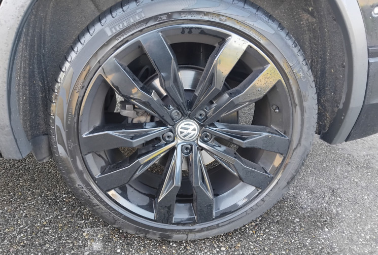 Volkswagen TIGUAN ALLSPACE 2.0 BI-TDI 240 ch Black R-Line 4Motion DSG7