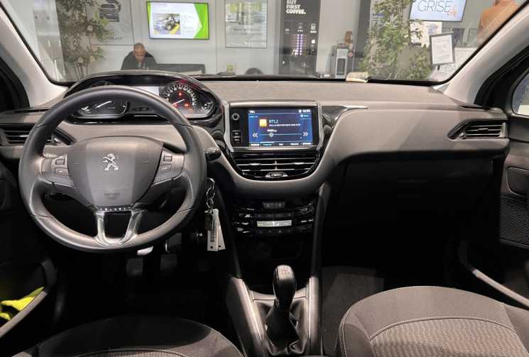 Peugeot 208 1.2 82 CH ACTIVE 