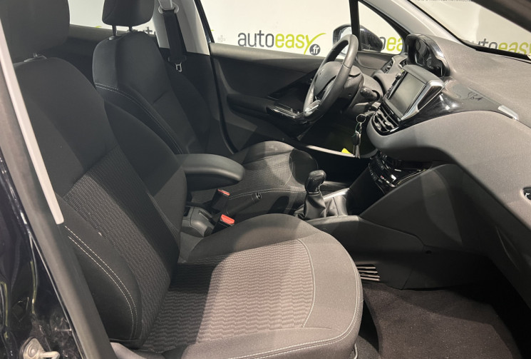 Peugeot 208 1.2 82 CH ACTIVE 