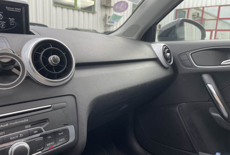 Audi A1 1.4 TFSI 125ch Ambition Luxe * full cuir * toit ouvrant * entretien Audi * 