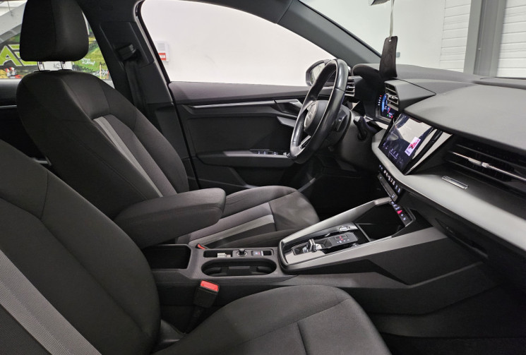 Audi A3 sportback 30 tdi 2.0 115 cv s tronic / carplay / acc / origine grance