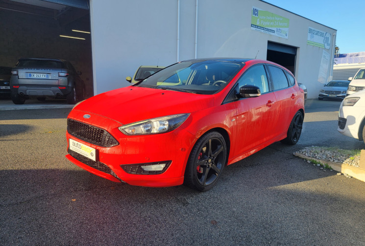 Ford Focus 1.0 EcoBoost 125 ch Stop&Start ST Line Red