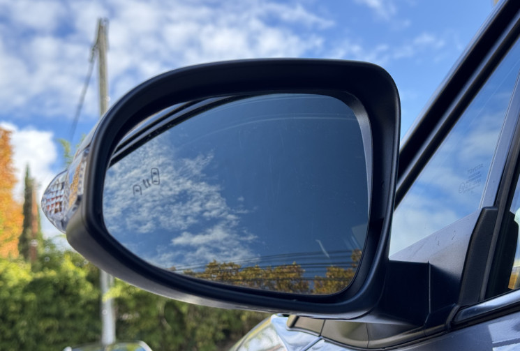 Toyota C-HR 2.0 VVTI Hybride 184 Graphic Pack Premium / Entretien complet / Garantie Toyota Relax