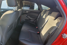 Ford Focus 1.0 EcoBoost 125 ch Stop&Start ST Line Red