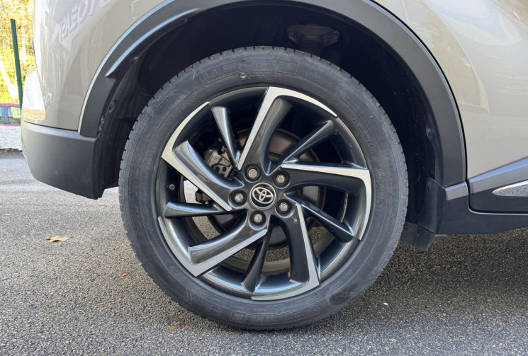 Toyota C-HR 2.0 VVTI Hybride 184 Graphic Pack Premium / Entretien complet / Garantie Toyota Relax