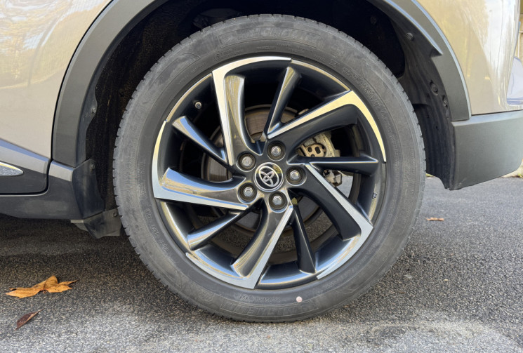 Toyota C-HR 2.0 VVTI Hybride 184 Graphic Pack Premium / Entretien complet / Garantie Toyota Relax