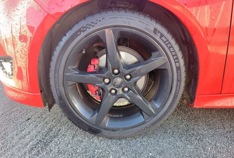 Ford Focus 1.0 EcoBoost 125 ch Stop&Start ST Line Red