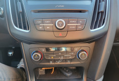 Ford Focus 1.0 EcoBoost 125 ch Stop&Start ST Line Red