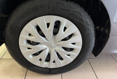 Toyota Yaris 70 VVT-i Dynamic Business 5p MY21