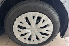 Toyota Yaris 70 VVT-i Dynamic Business 5p MY21