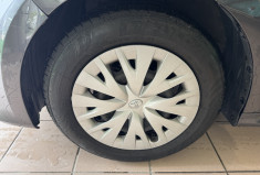 Toyota Yaris 70 VVT-i Dynamic Business 5p MY21