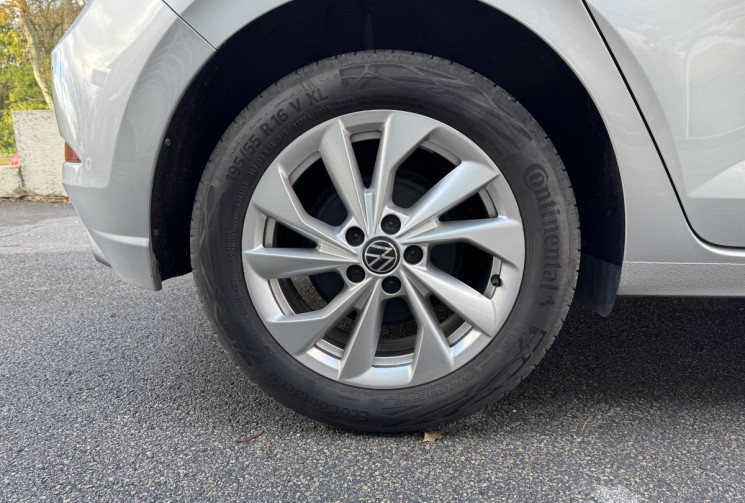 Volkswagen Polo STYLE 1.0 TSI 95 DSG7 / Camera / IQ Led / CarPlay / Sieges Chauffants / Attelage