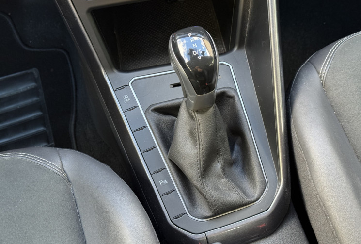 Volkswagen Polo STYLE 1.0 TSI 95 DSG7 / Camera / IQ Led / CarPlay / Sieges Chauffants / Attelage