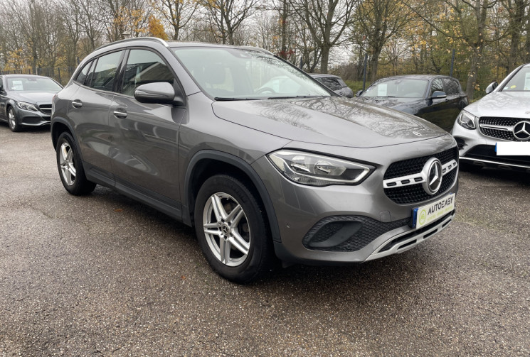Mercedes GLA  200 d 150 ch Business Line 8G-DCT /1ere Main/Toit Ouvrant Pano/ Camera/Attelage