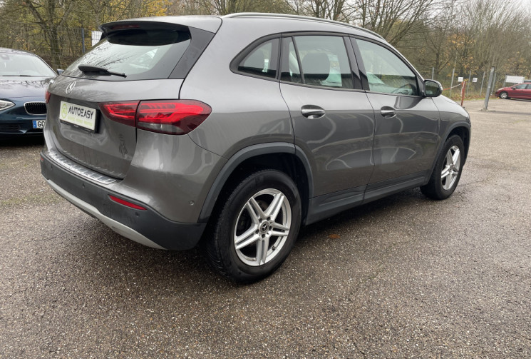 Mercedes GLA  200 d 150 ch Business Line 8G-DCT /1ere Main/Toit Ouvrant Pano/ Camera/Attelage