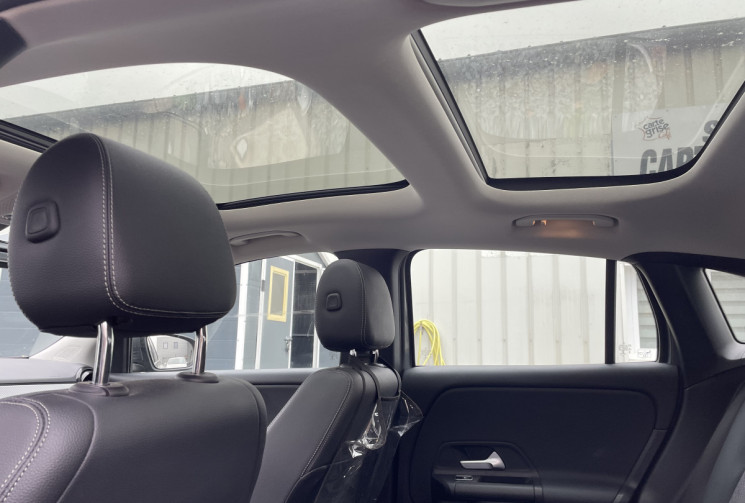 Mercedes GLA  200 d 150 ch Business Line 8G-DCT /1ere Main/ Toit Ouvrant Panoramique/ Camera/