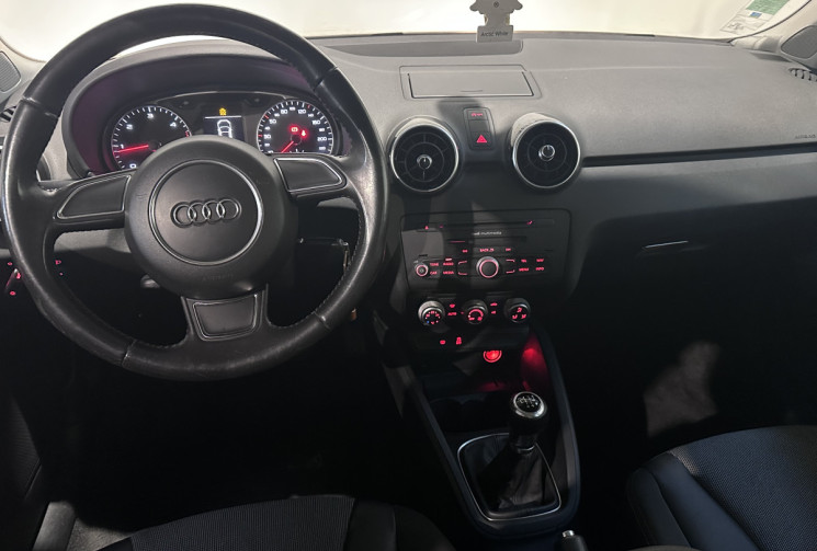 Audi A1 SPORTBACK 1.6 TDI 105ch FAP Ambition 5 places