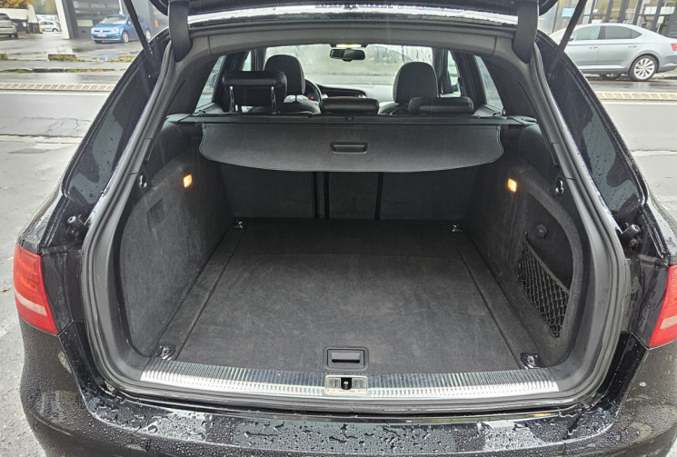 Audi S4 AVANT 3.0 V6 TFSI 333 ch quattro S tronic 7