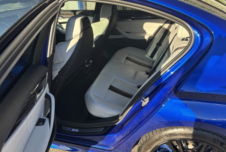 BMW M5  F90 4.4 Turbo V8 32V xDrive 600ch SAN MARINO BAY