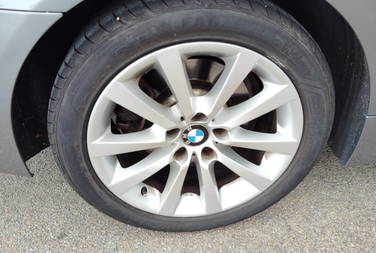 BMW Série 5 (F10) phase 2 525DA 218 LUXURY BVA8