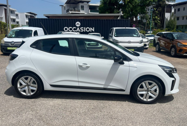 Renault CLIO V V 5 Portes Phase 2 E-TECH 1.6 // Première main // Boite automatique