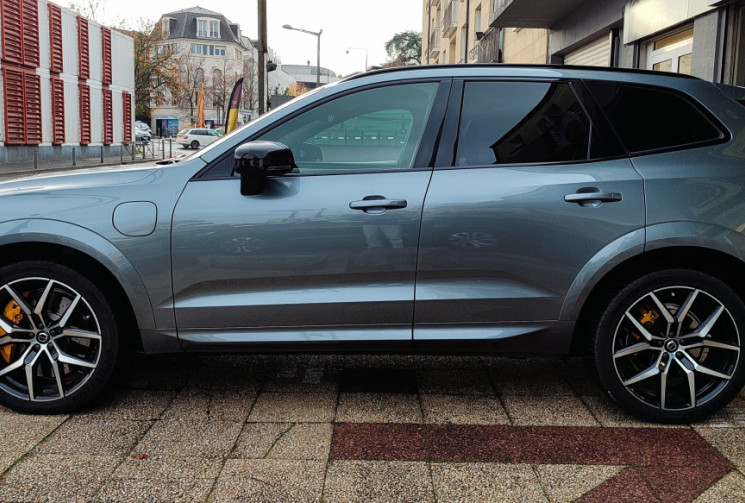 Volvo XC60 T8 POLESTAR AWD 318 + 87 / SUIVI VOLVO