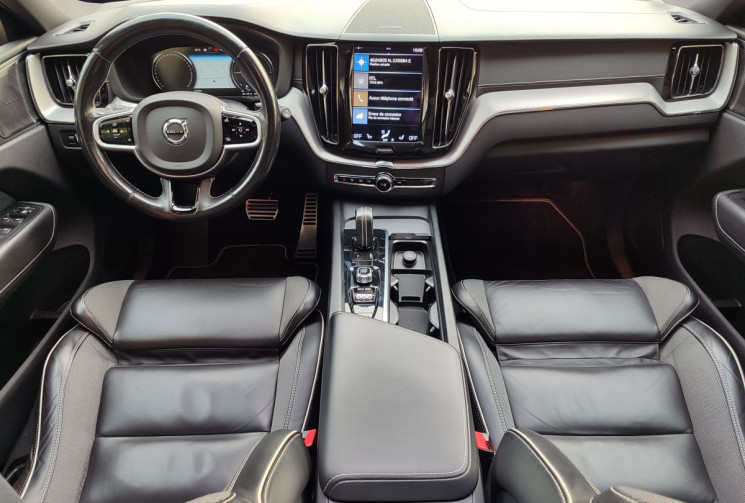 Volvo XC60 T8 POLESTAR AWD 318 + 87 / SUIVI VOLVO